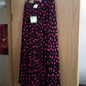 Kate Spade, long, pleated skirt with heart print